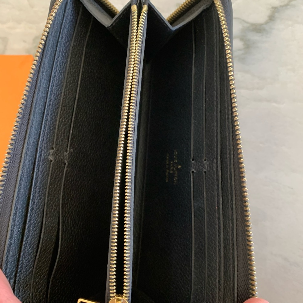 Sold Louis Vuitton Empreinte Noir Clemence wallet - Picture 8 of 14